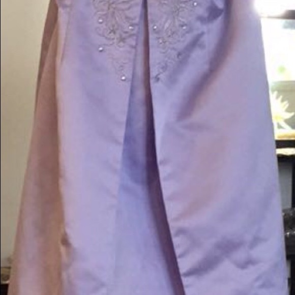 Dress - Picture 5 of 7